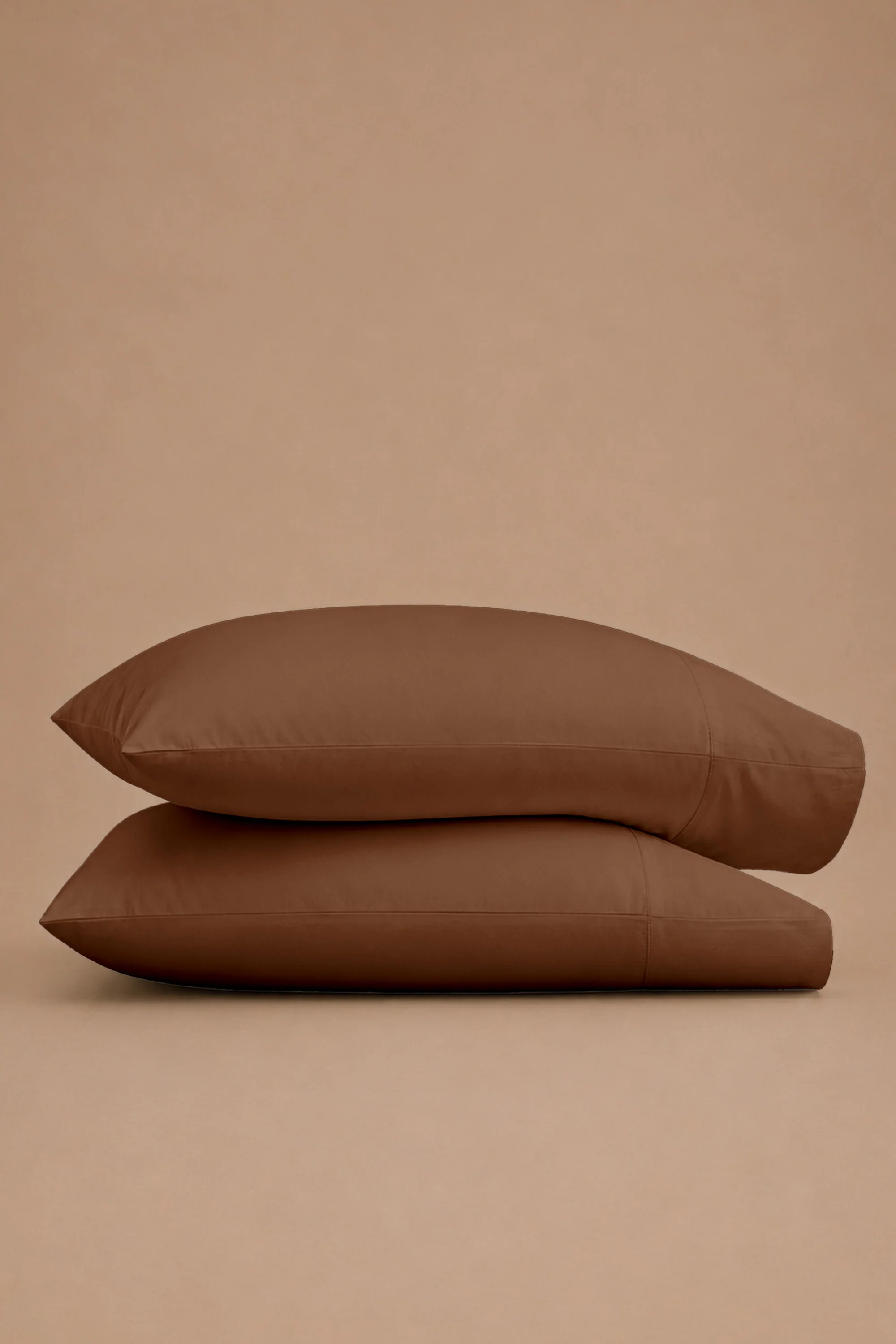 T200 Mocha Pillowcases